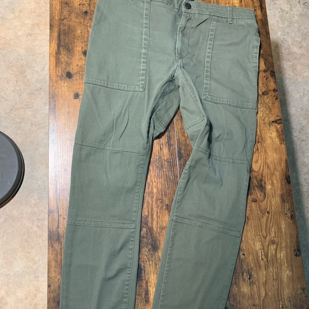 Original use army green khakis size 36 Skinny Fit